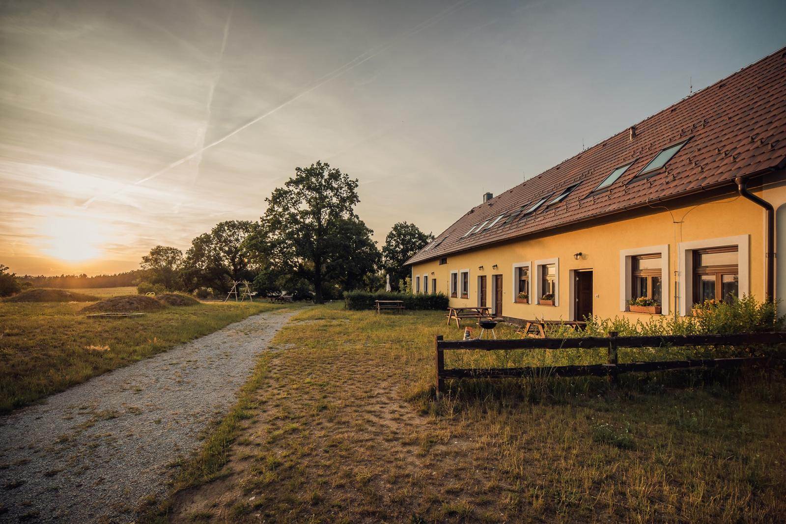 Statek Zelený dub: Zažijte venkovský život